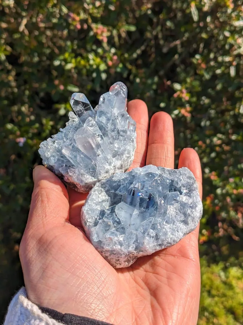 A blue celestite cluster