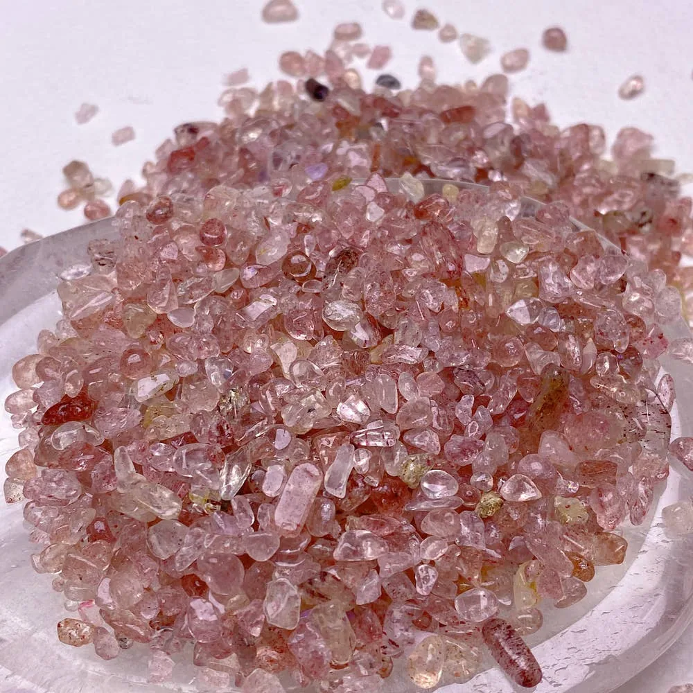 Strawberry quartz chips