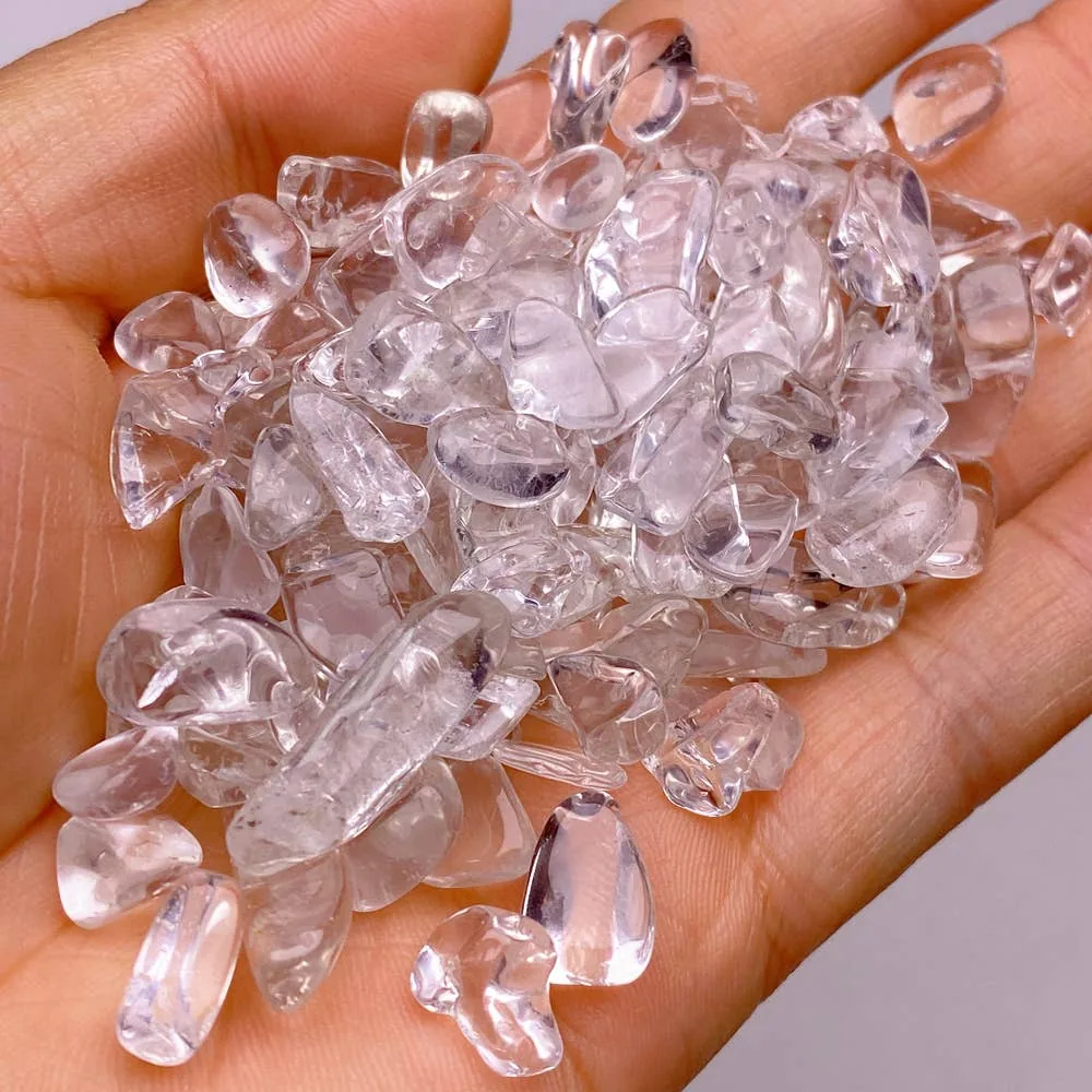 Clear quartz chips