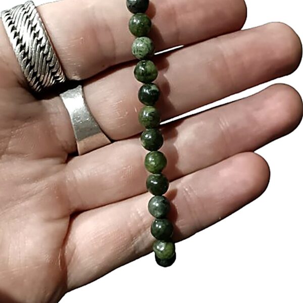 Jade 8mm bead bracelet
