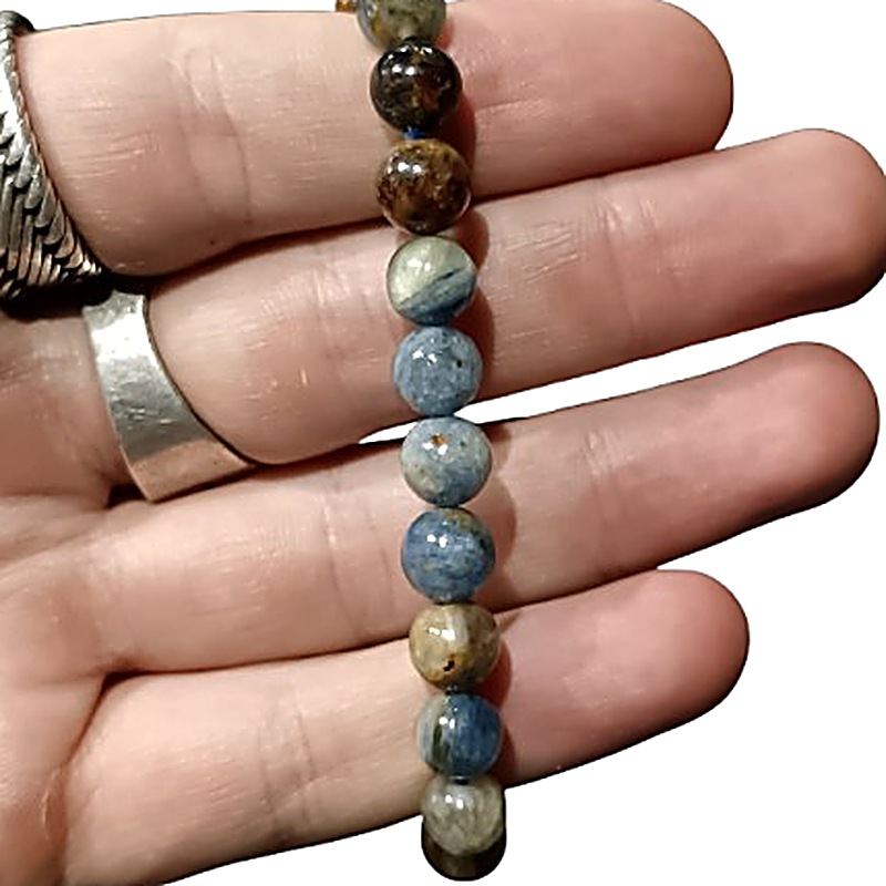 Kyanite 8mm bead bracelet