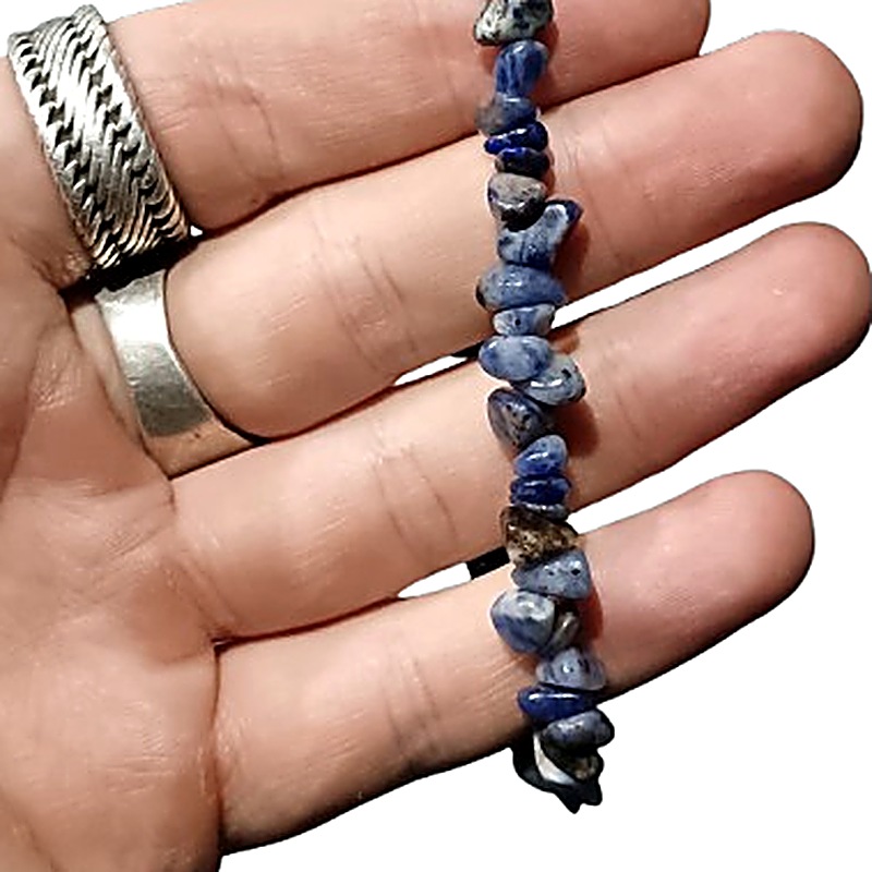 Sodalite chip bracelet
