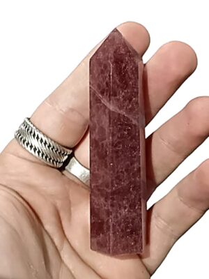 70g Small crystal towers · Strawberry Quartz