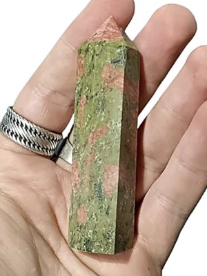 70g Small crystal towers · Unakite