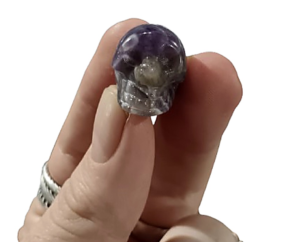 Mini crystal skull