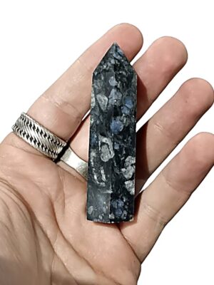 70g Small crystal towers · Astrophyllite