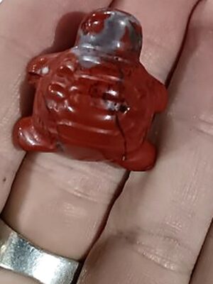 Mini Crystal Turtle · Red Jasper