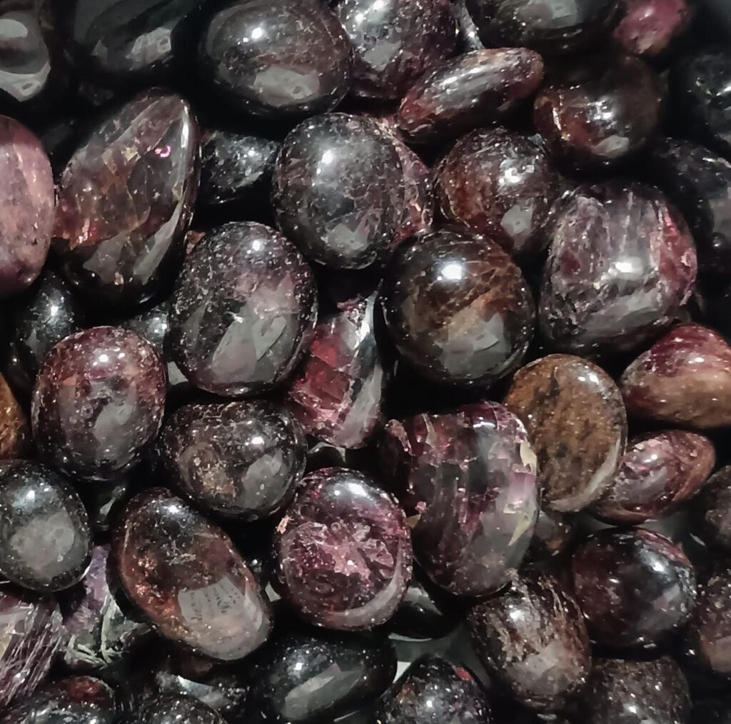 Garnet (HQ) tumblestones