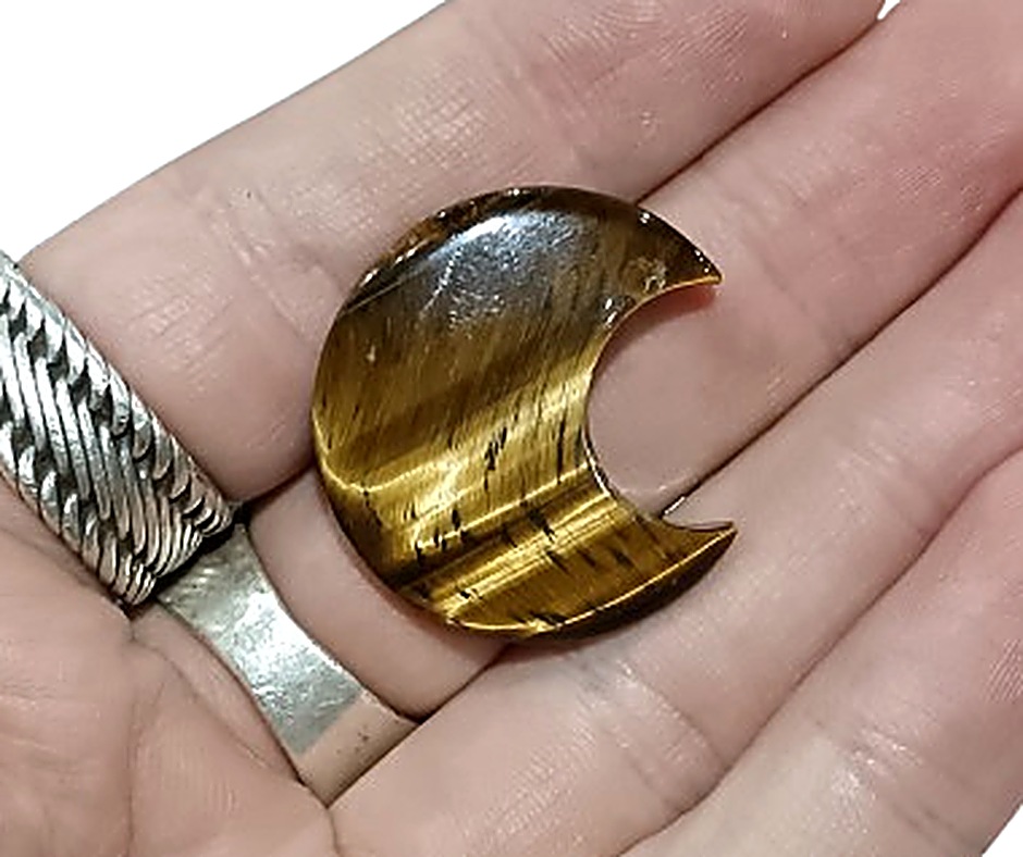 Mini Crystal Moon · Tigers eye