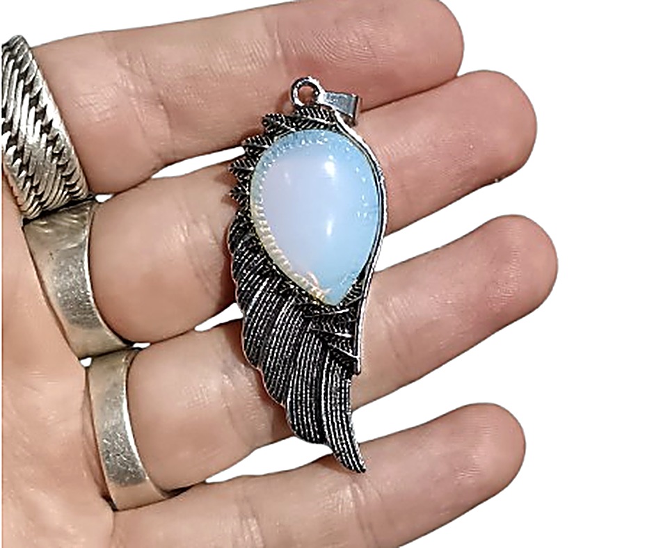 Metal wing pendant · Opalite