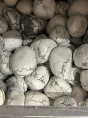 Howlite