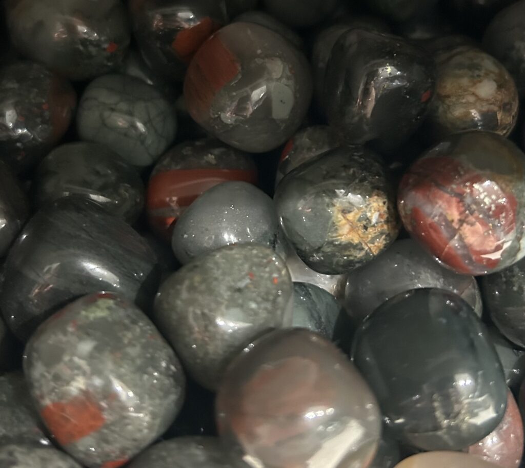 Bloodstone tumblestones