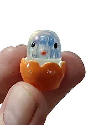 Mini Crystal Chick in Shell · Light blue opalite