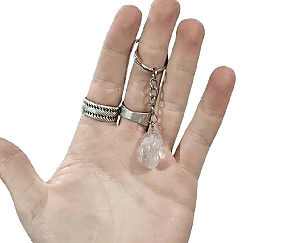 Tumblestone Keychain · Clear quartz