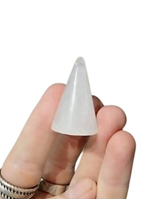 Crystal Ring Holder (Ring Charger) · Clear quartz