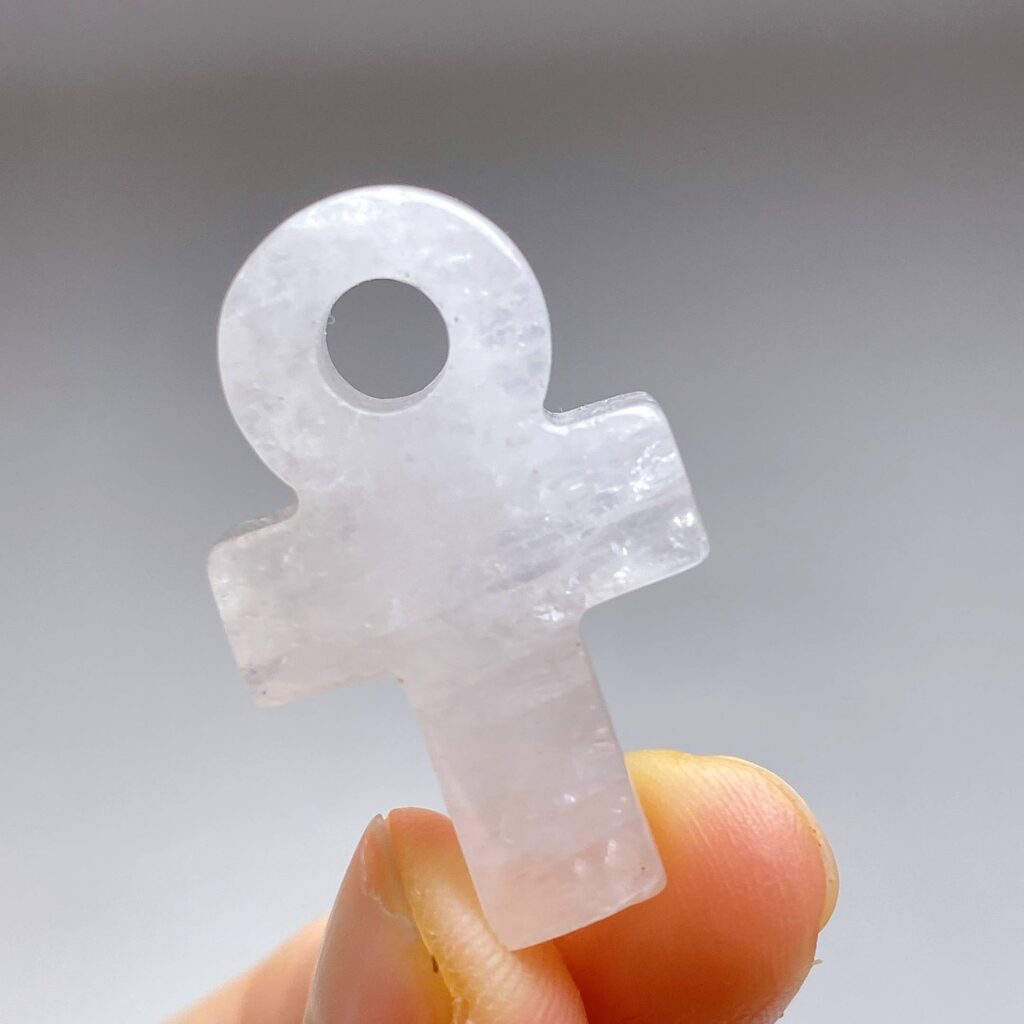 Mini Crystal Ankh · Clear quartz