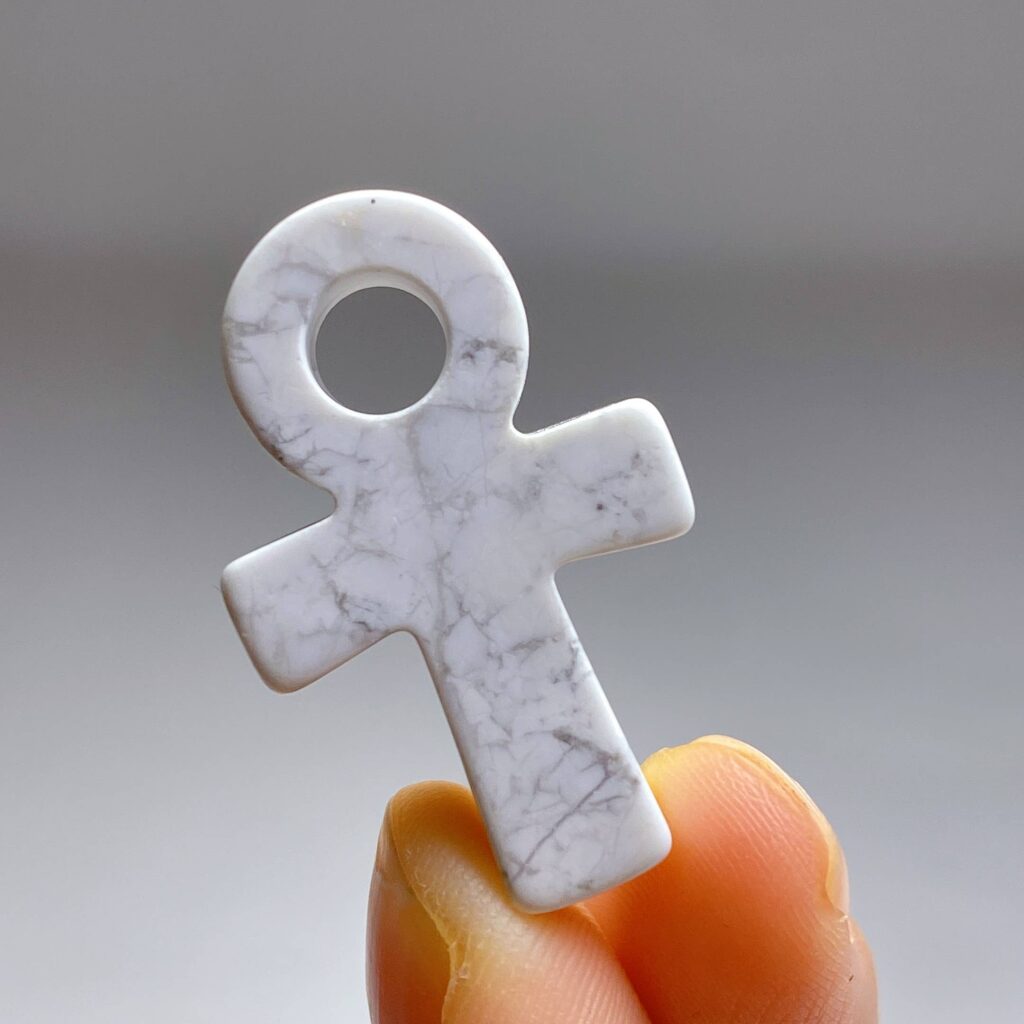 Mini Crystal Ankh · Howlite