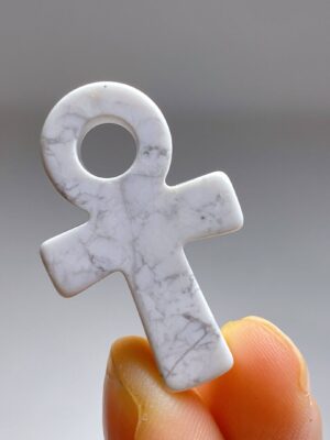 Mini Crystal Ankh · Howlite