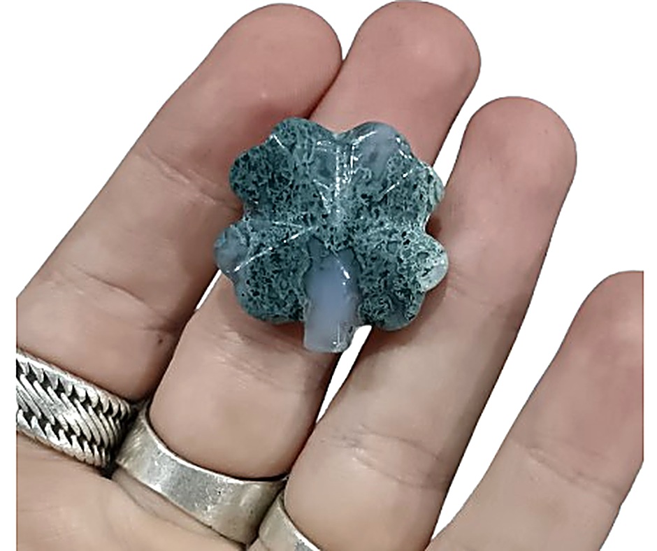 Mini Crystal Clover · Moss agate