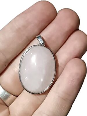 Oval Crystal Pendant · Rose quartz