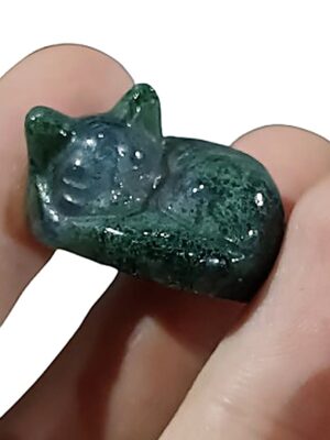 Mini Sleeping Cat · Moss agate