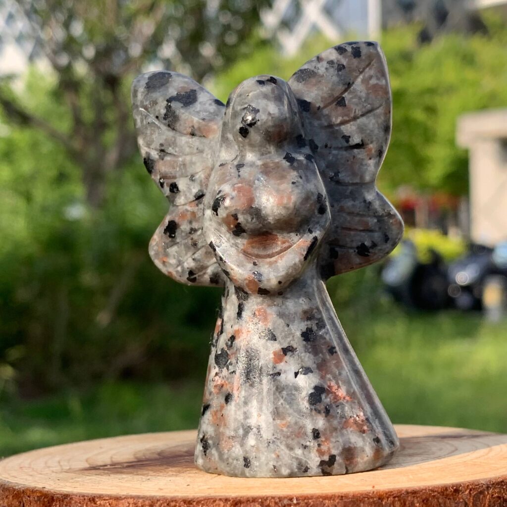 Small Crystal Angel · Yooperlite